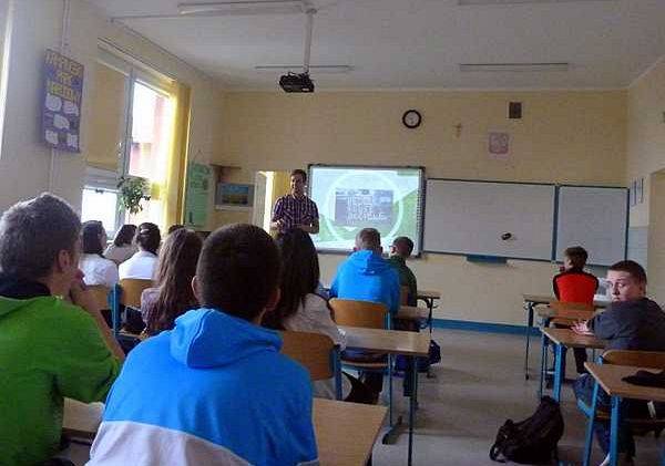 Grafika Dzień Ziemi w Gimnazjum w Somoninie