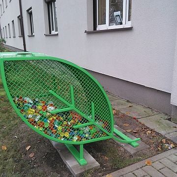 Wrzuć zakrętkę !!!! Pomóż jeżom i innym dzikim zwierzom! Grafika Wrzuć zakrętkę !!!! Pomóż jeżom i innym dzikim zwierzom!