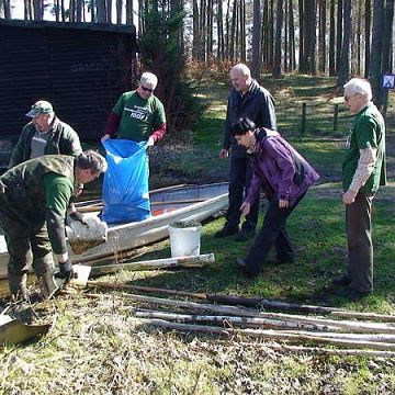 Sprzątanie Jeziora Charzykowskiego Grafika Sprzątanie Jeziora Charzykowskiego