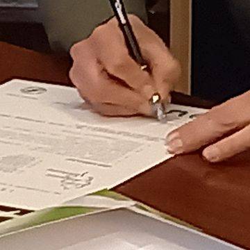 Podpisanie listu intencyjnego o współpracy w ramach projektu „Las Lubi Aktywność Społeczną" Grafika Podpisanie listu intencyjnego o współpracy w ramach projektu „Las Lubi Aktywność Społeczną"