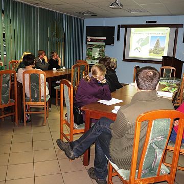 Grafika Warsztaty edukacyjne dotyczące gatunków inwazyjnych