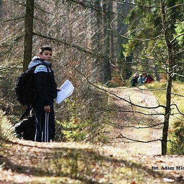 Grafika Ekologiczna gra terenowa „Pogoń za wiosną”