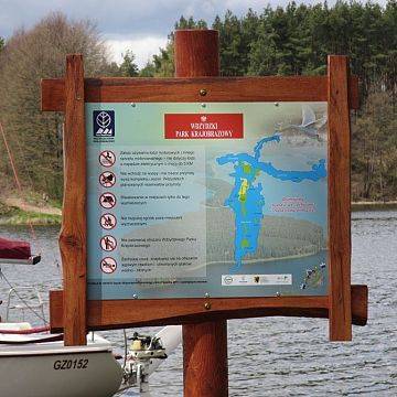 Grafika Tablice informacyjne dla turystów odwiedzających Wdzydzki Park Krajobrazowy