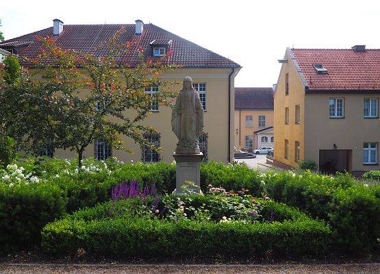 Ogród przy Centrum Ekumenicznym fot. E. Niemiec