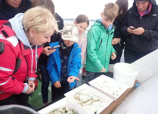 Grafika Fotorelacja z Edukacyjnego Rejsu po Zatoce Puckiej