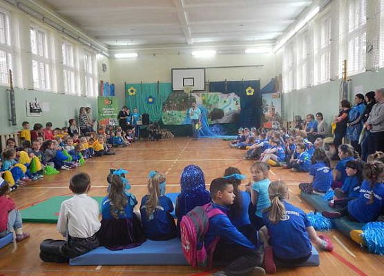 Grafika Ekologia w wierszu, tańcu i piosence.