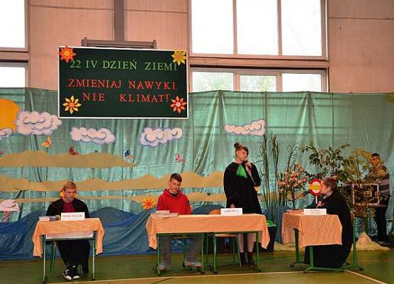 Grafika Poznajemy przyrodę okolic Zespołu Kształcenia i Wychowania w Goręczynie