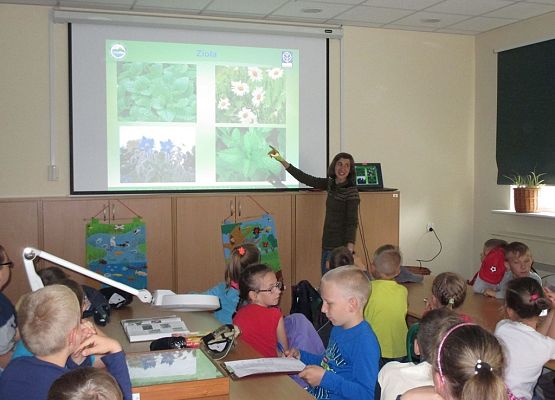 Grafika Cykl spotkań z przyrodą w Kaszubskim Parku Krajobrazowym