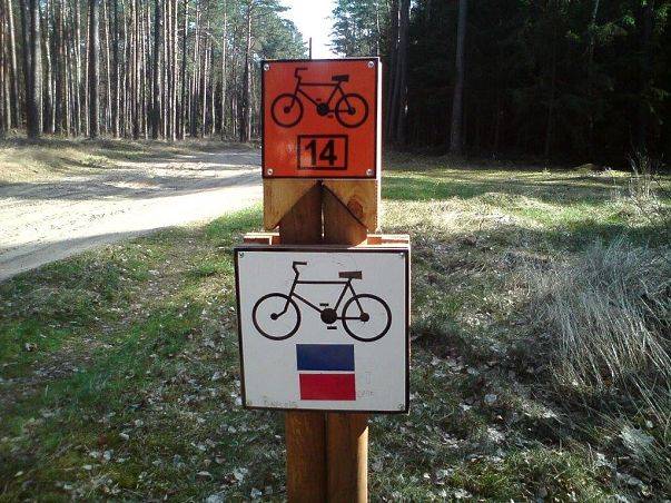 Grafika Przygotowania do sezonu turystycznego w Dolinie Słupi.